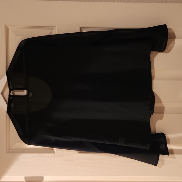 The Leaf Method size small black blouse - Picture 5 of 8